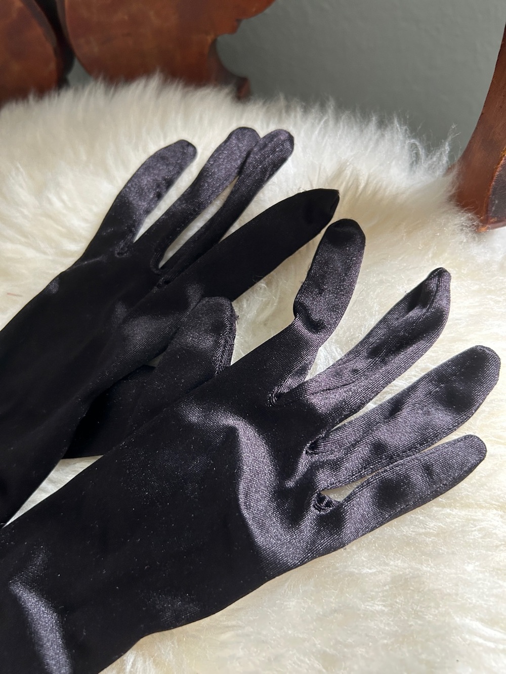 Long Black Satin Opera Gloves for Women - Picture 2 of 5